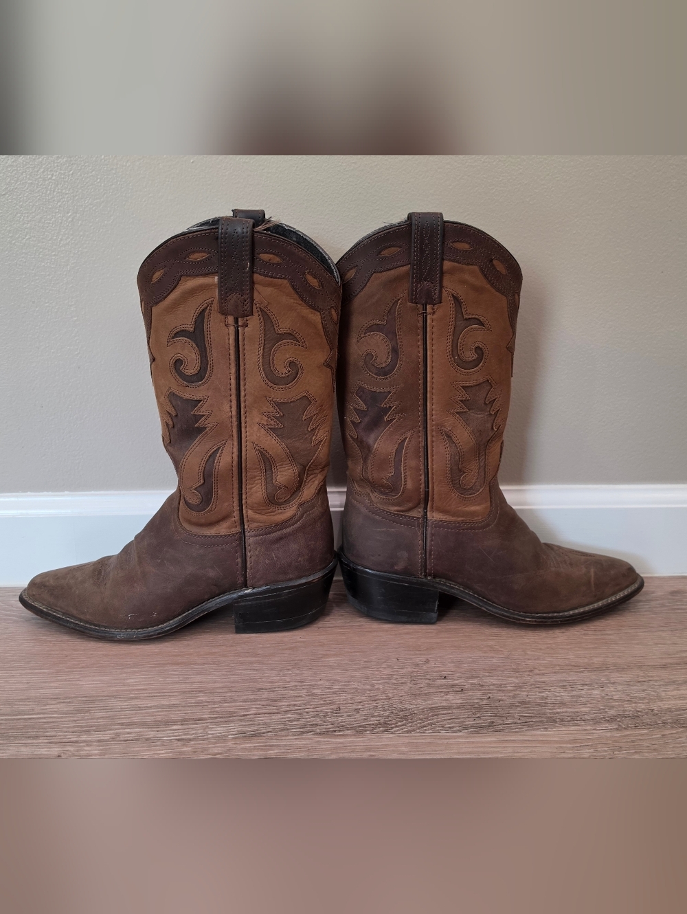Western Cowboy Boots in Two-Tone Brown - Picture 7 of 8